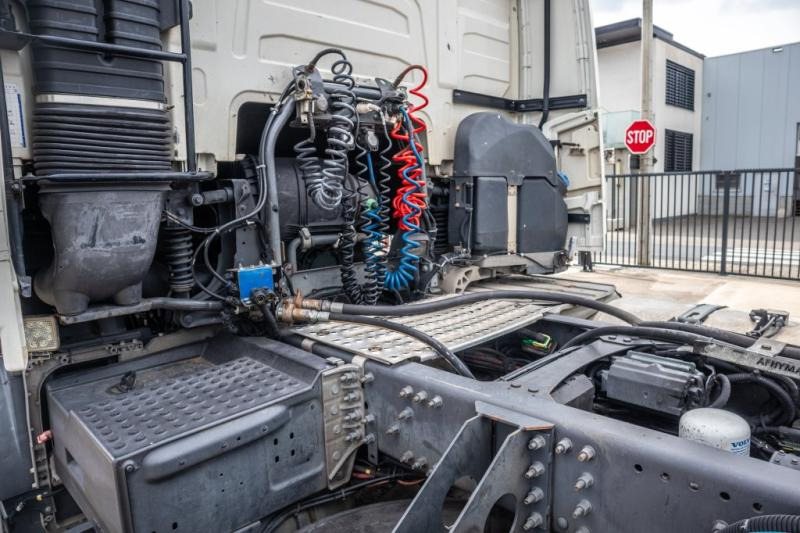 Volvo FH460+E6+Kiphydr. - Tractor head: gambar 5 Volvo FH460+E6+Kiphydr. - Tractor head: gambar 5