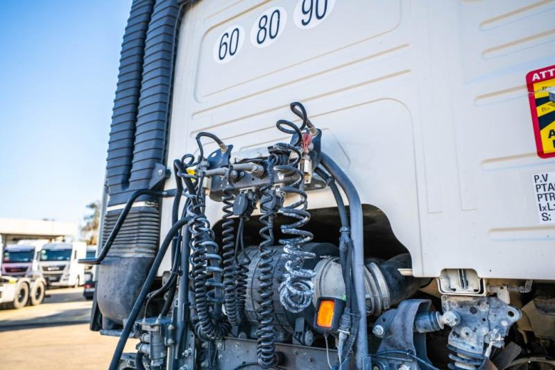 Volvo FMX 460 GLOB + HYDR - Tractor head: gambar 5 Volvo FMX 460 GLOB + HYDR - Tractor head: gambar 5