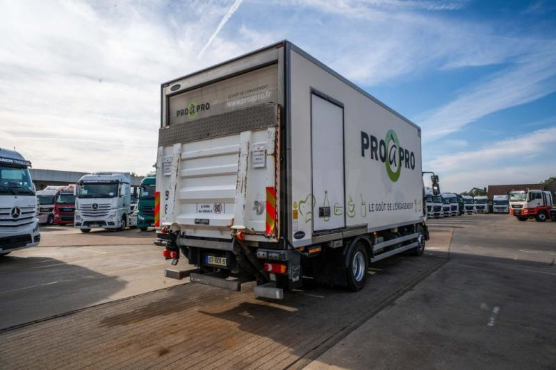 Volvo FL 240(16t)+CARRIER SUPRA 750+DHOLLANDIA 2T. - Truk berpendingin: gambar 4 Volvo FL 240(16t)+CARRIER SUPRA 750+DHOLLANDIA 2T. - Truk berpendingin: gambar 4