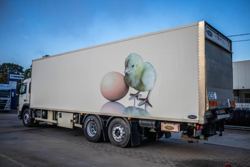 Volvo FM340+POUSSIN/CHICKEN/KUIKEN/KÛKEN - Truk berpendingin: gambar 4 Volvo FM340+POUSSIN/CHICKEN/KUIKEN/KÛKEN - Truk berpendingin: gambar 4