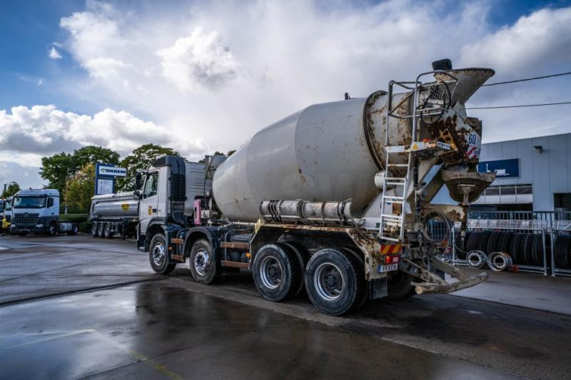 Volvo FMX 410 BB+LIEBHERR 9m3 - Truk pengaduk beton: gambar 5 Volvo FMX 410 BB+LIEBHERR 9m3 - Truk pengaduk beton: gambar 5