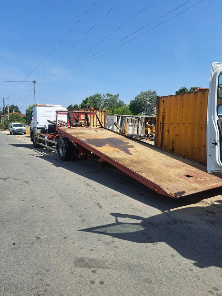 MERCEDES-BENZ 1823 - Truk pengangkut mobil: gambar 2 MERCEDES-BENZ 1823 - Truk pengangkut mobil: gambar 2