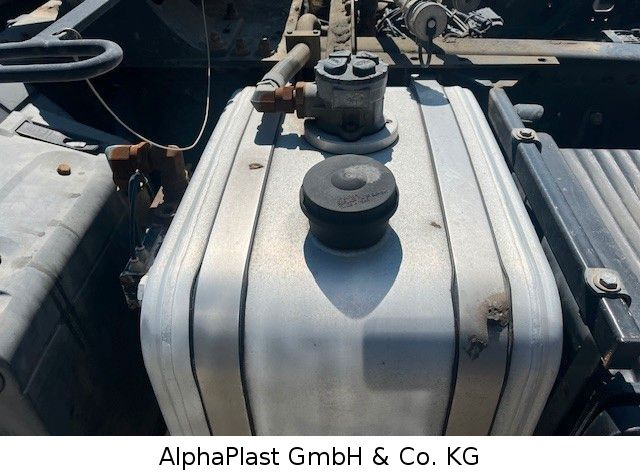 MAN 18.400 / 4x2 Hydraulik Orginal KM TipTop 18.400 / 4x2 Hydraulik Orginal KM TipTop - Tractor head: gambar 4 MAN 18.400 / 4x2 Hydraulik Orginal KM TipTop 18.400 / 4x2 Hydraulik Orginal KM TipTop - Tractor head: gambar 4