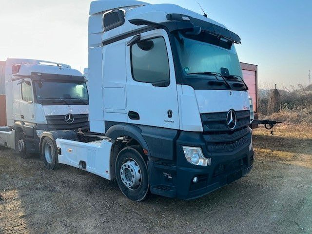 Mercedes-Benz Actros 1846 5 L-Fahrerhaus - Tractor head: gambar 5 Mercedes-Benz Actros 1846 5 L-Fahrerhaus - Tractor head: gambar 5