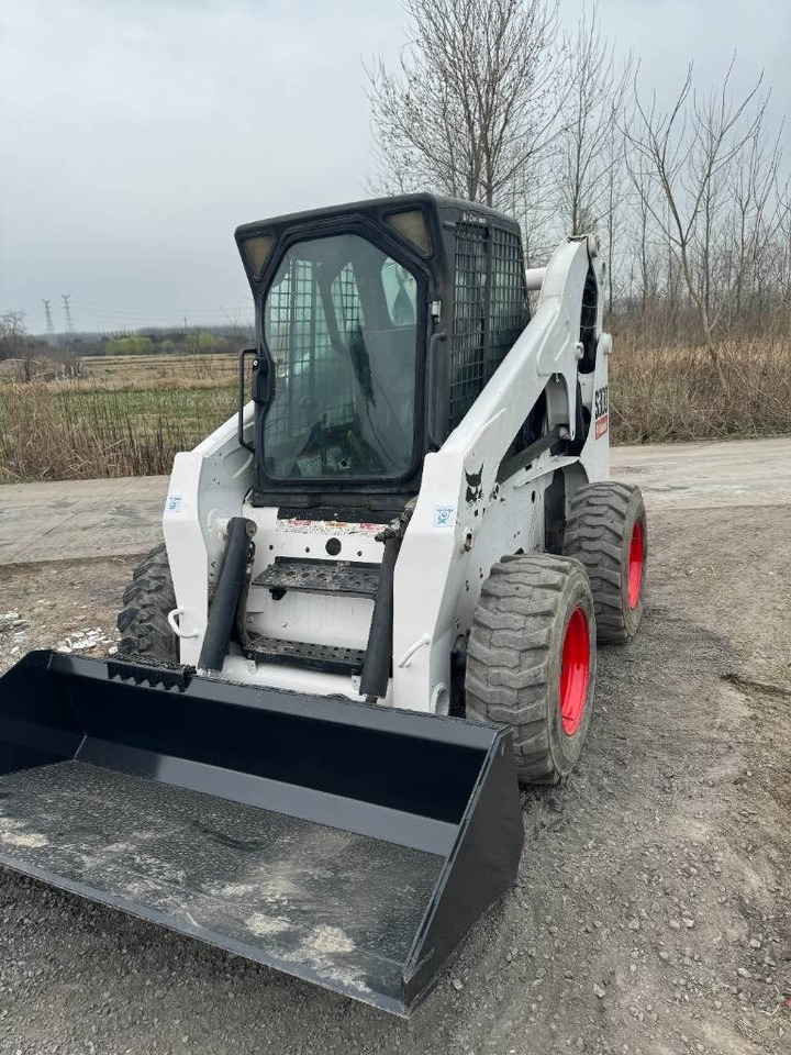 Bobcat S 300 - Skid steer: gambar 3 Bobcat S 300 - Skid steer: gambar 3