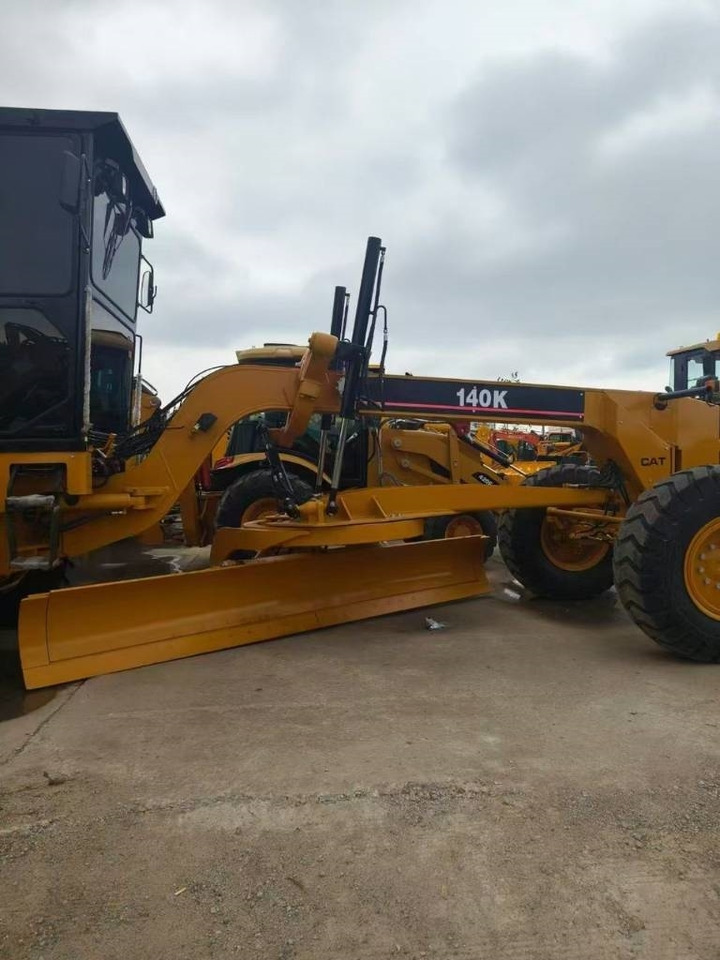 CAT 140K - Grader: gambar 4 CAT 140K - Grader: gambar 4