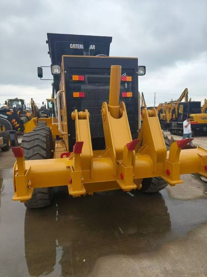 CAT 140K - Grader: gambar 2 CAT 140K - Grader: gambar 2