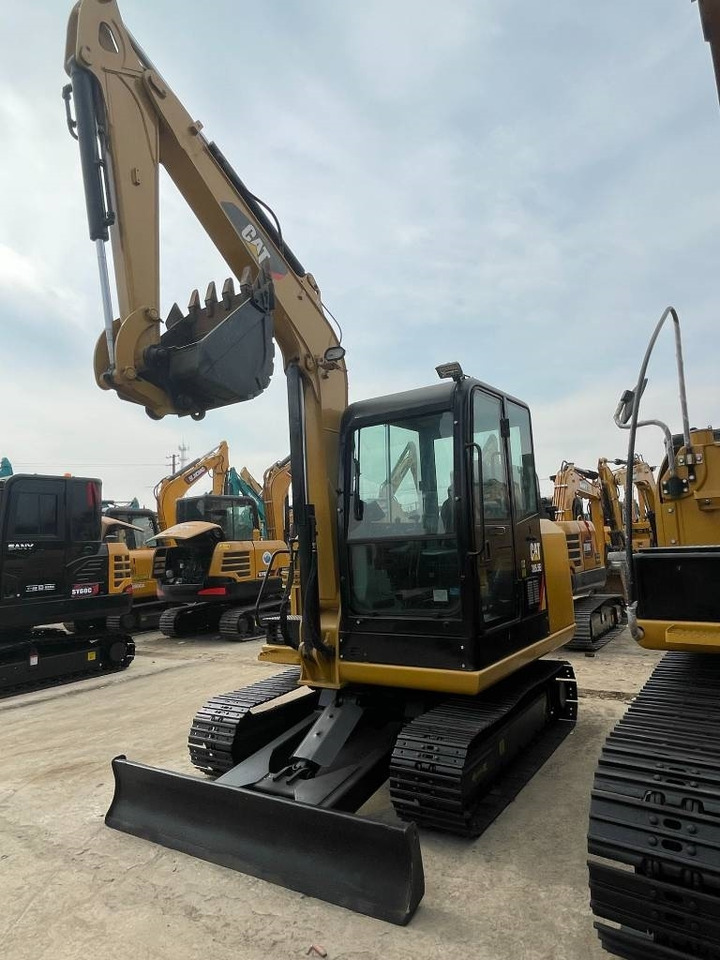 CAT 305.5E2 - Ekskavator mini: gambar 2 CAT 305.5E2 - Ekskavator mini: gambar 2