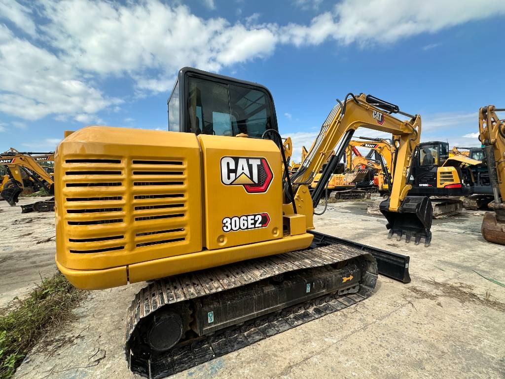 CAT 306E2 - Ekskavator mini: gambar 1 CAT 306E2 - Ekskavator mini: gambar 1