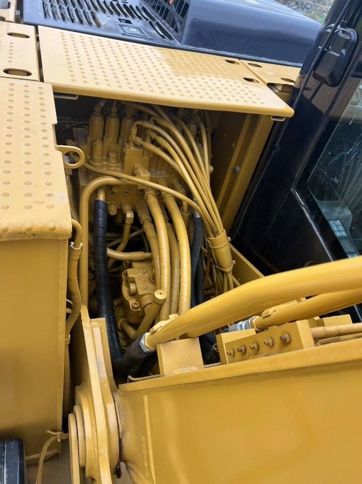 CAT 312D2GC - Ekskavator perayap: gambar 3 CAT 312D2GC - Ekskavator perayap: gambar 3