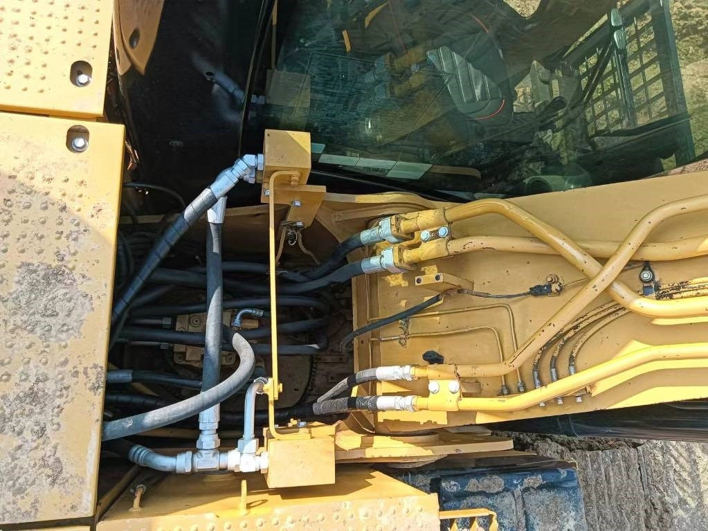 CAT 315D2GC - Ekskavator perayap: gambar 4 CAT 315D2GC - Ekskavator perayap: gambar 4