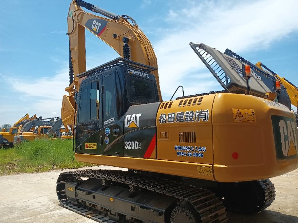 Ekskavator perayap baru CAT 320 D2: gambar 6
