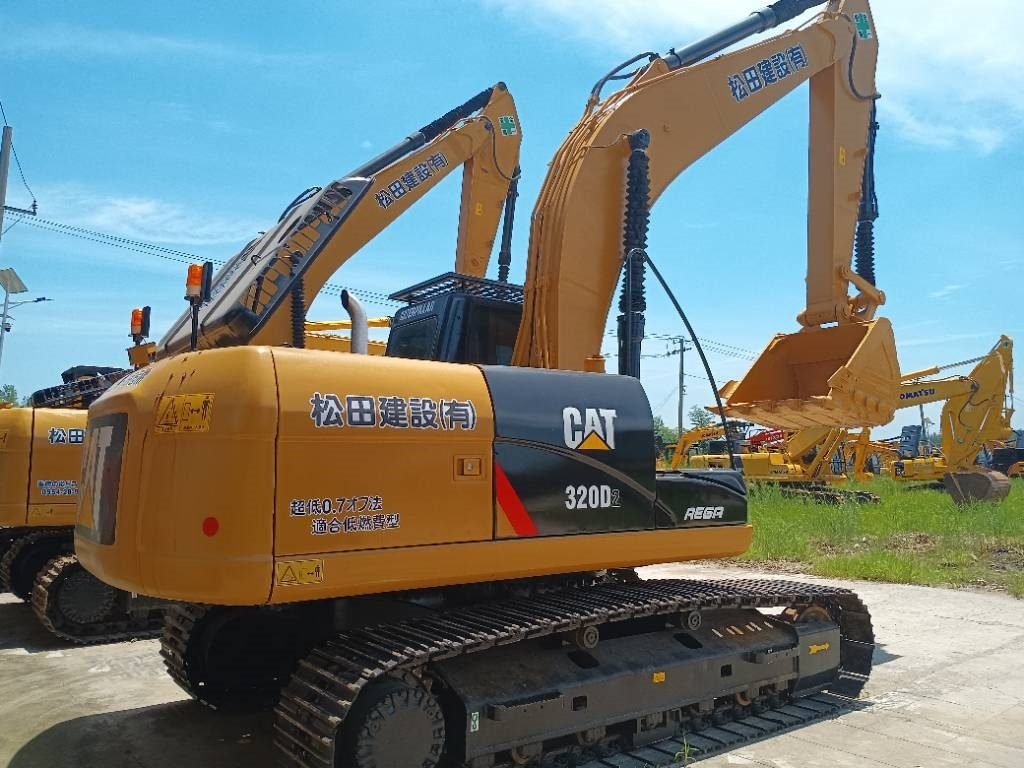 Ekskavator perayap baru CAT 320 D2: gambar 7