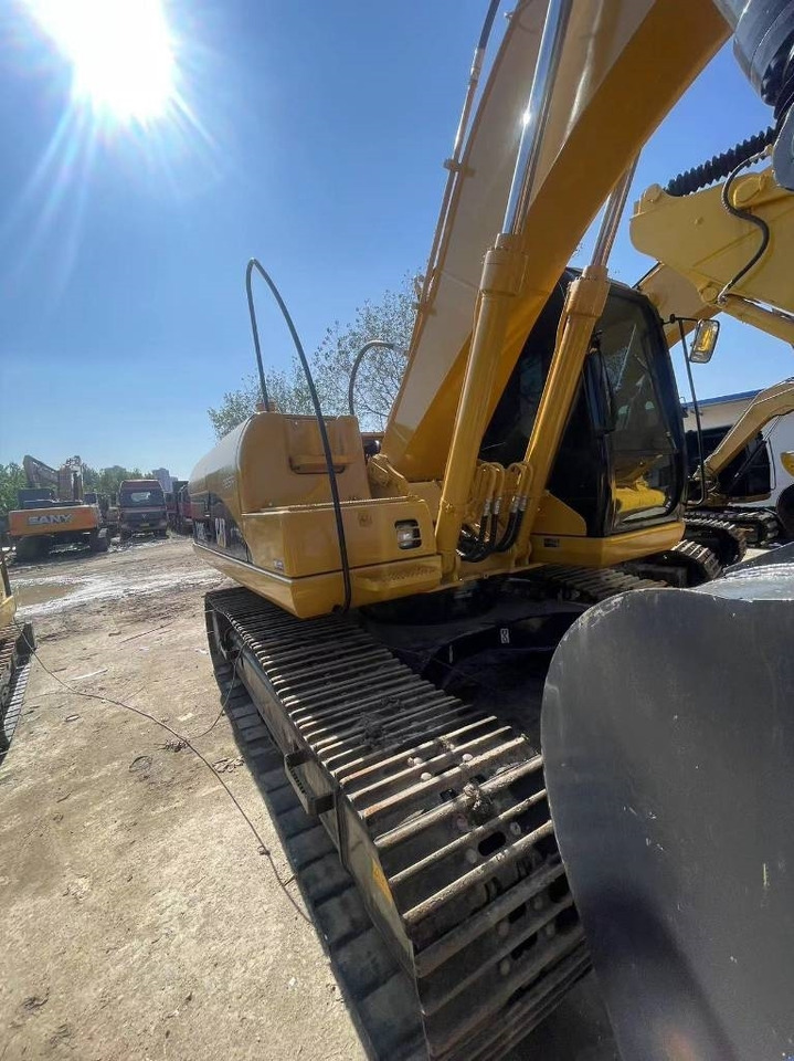 CAT 320 GC - Ekskavator perayap: gambar 2 CAT 320 GC - Ekskavator perayap: gambar 2