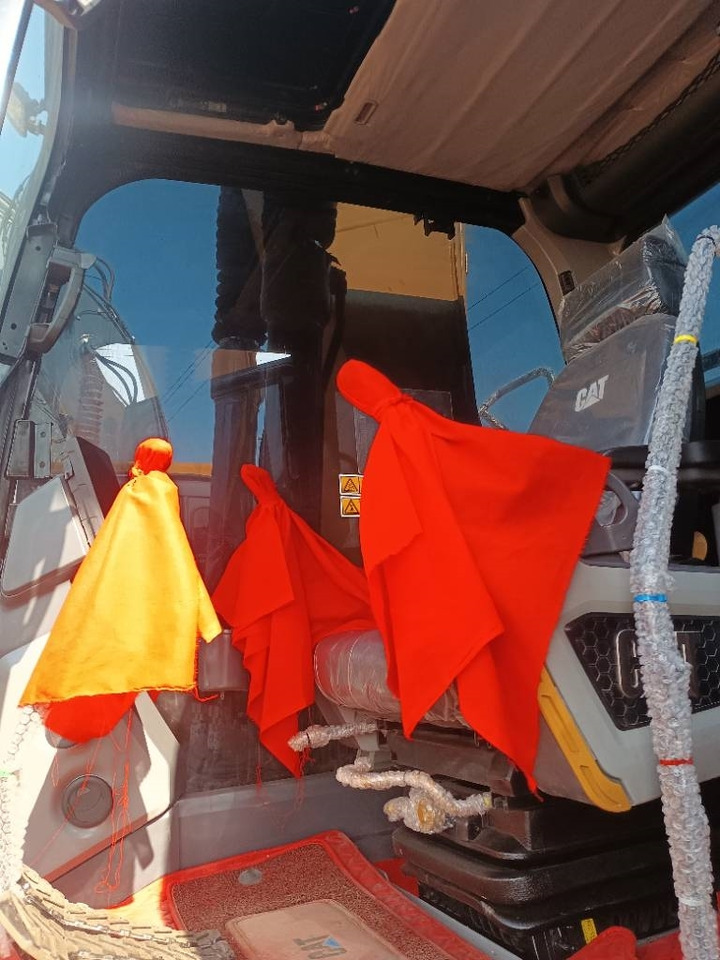 CAT 320 GC - Ekskavator perayap: gambar 4 CAT 320 GC - Ekskavator perayap: gambar 4