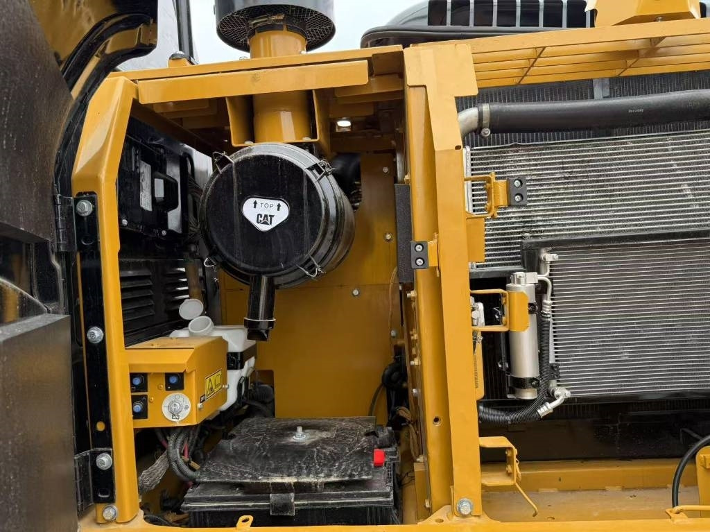 Ekskavator perayap CAT 320D2 [ Copy ] [ Copy ]: gambar 6