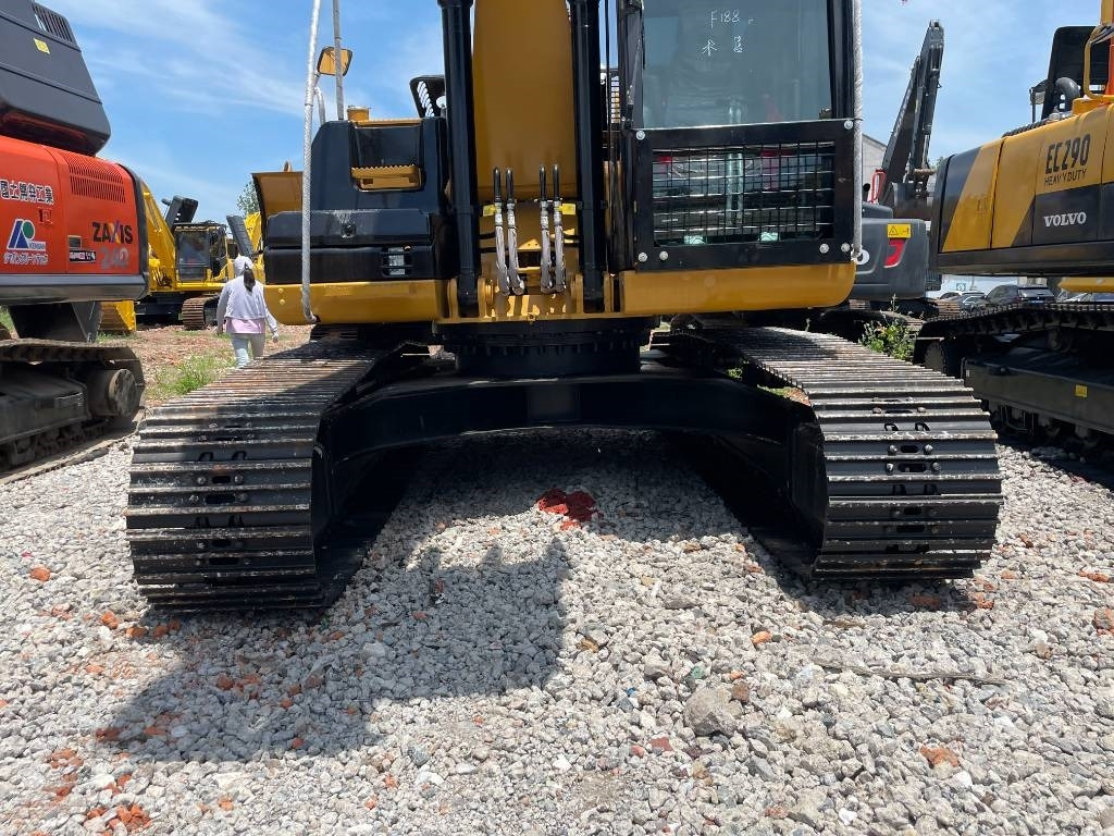 CAT 323D2 - Ekskavator perayap: gambar 3 CAT 323D2 - Ekskavator perayap: gambar 3