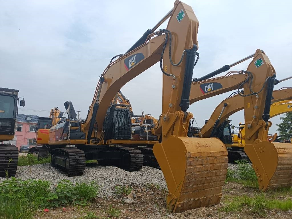 CAT 330 - Ekskavator perayap: gambar 3 CAT 330 - Ekskavator perayap: gambar 3