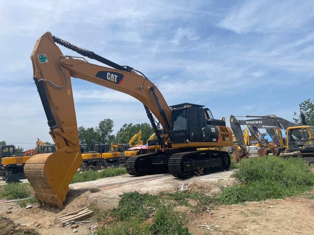 CAT 330D2 - Ekskavator perayap: gambar 2 CAT 330D2 - Ekskavator perayap: gambar 2