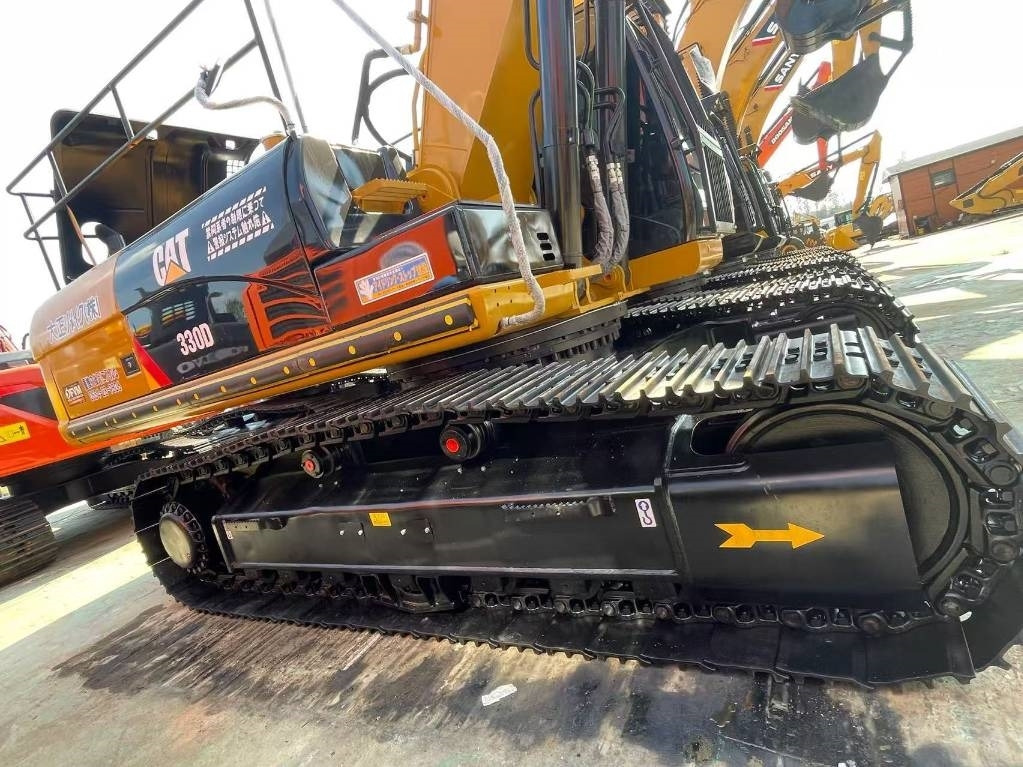 CAT 330D2 - Ekskavator perayap: gambar 4 CAT 330D2 - Ekskavator perayap: gambar 4