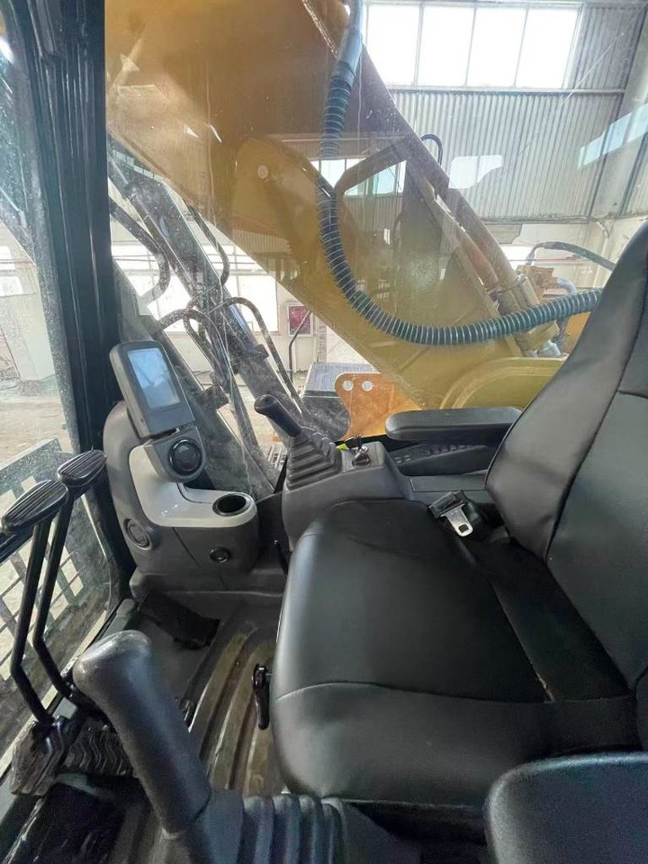 CAT 336D2 - Ekskavator perayap: gambar 2 CAT 336D2 - Ekskavator perayap: gambar 2