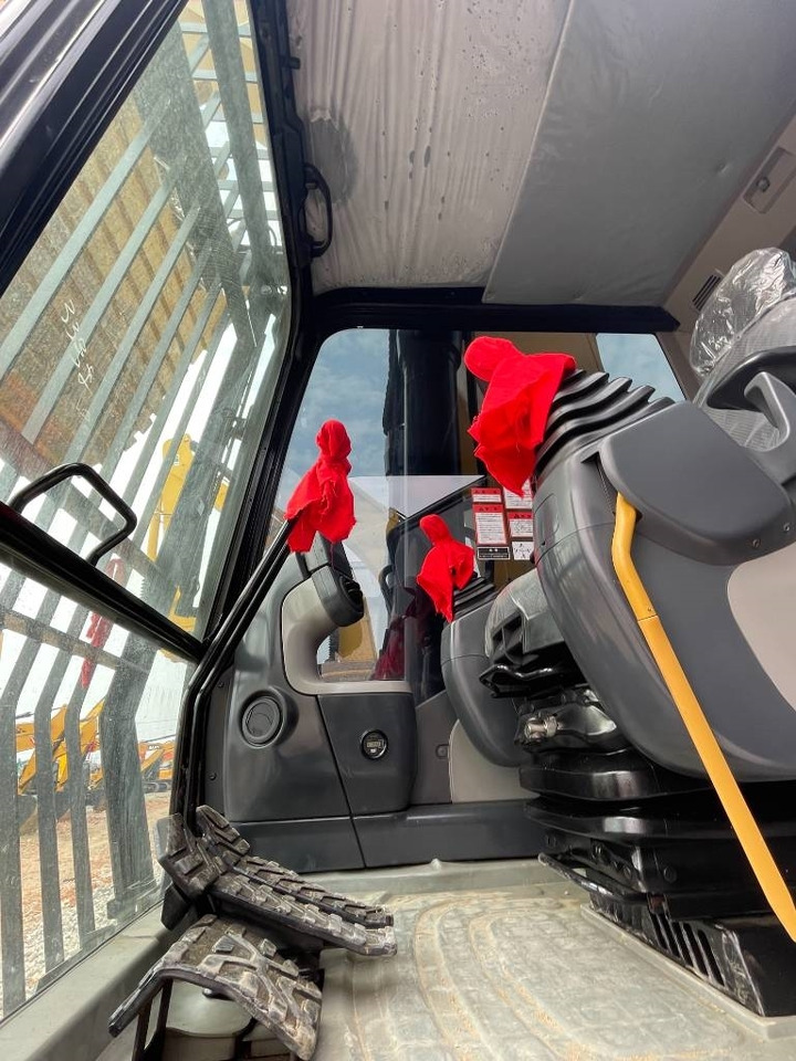 CAT 340 D L - Ekskavator perayap: gambar 4 CAT 340 D L - Ekskavator perayap: gambar 4