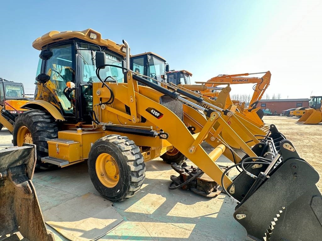 CAT 420 F - Ekskavator perayap: gambar 2 CAT 420 F - Ekskavator perayap: gambar 2