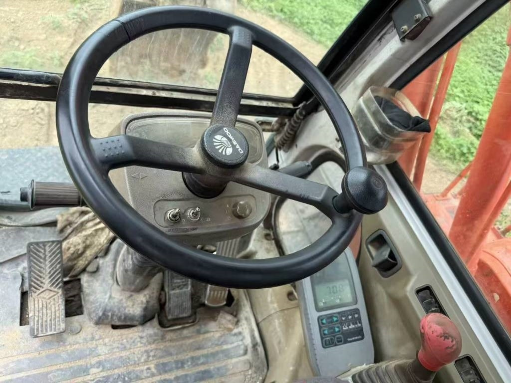 Ekskavator roda Doosan DH 150 W-7: gambar 12