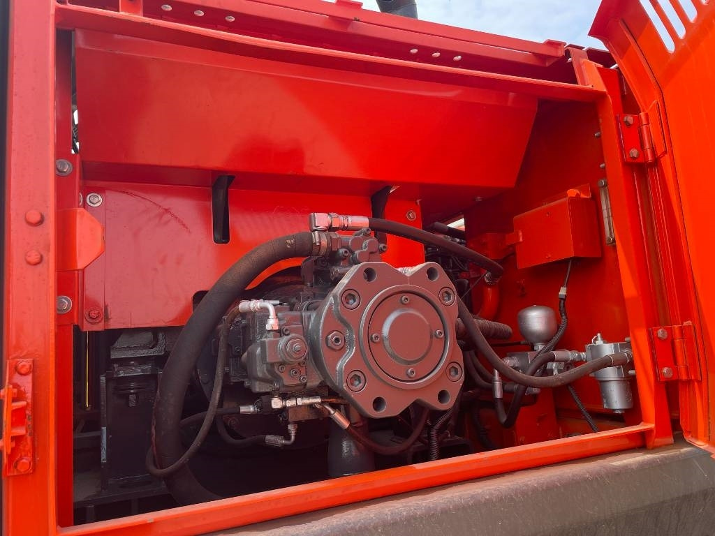 Doosan DX 300  - Ekskavator perayap: gambar 3 Doosan DX 300  - Ekskavator perayap: gambar 3