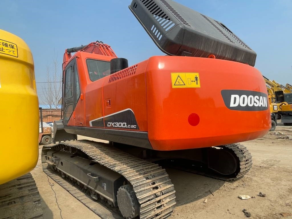 Doosan DX 300  - Ekskavator perayap: gambar 4 Doosan DX 300  - Ekskavator perayap: gambar 4