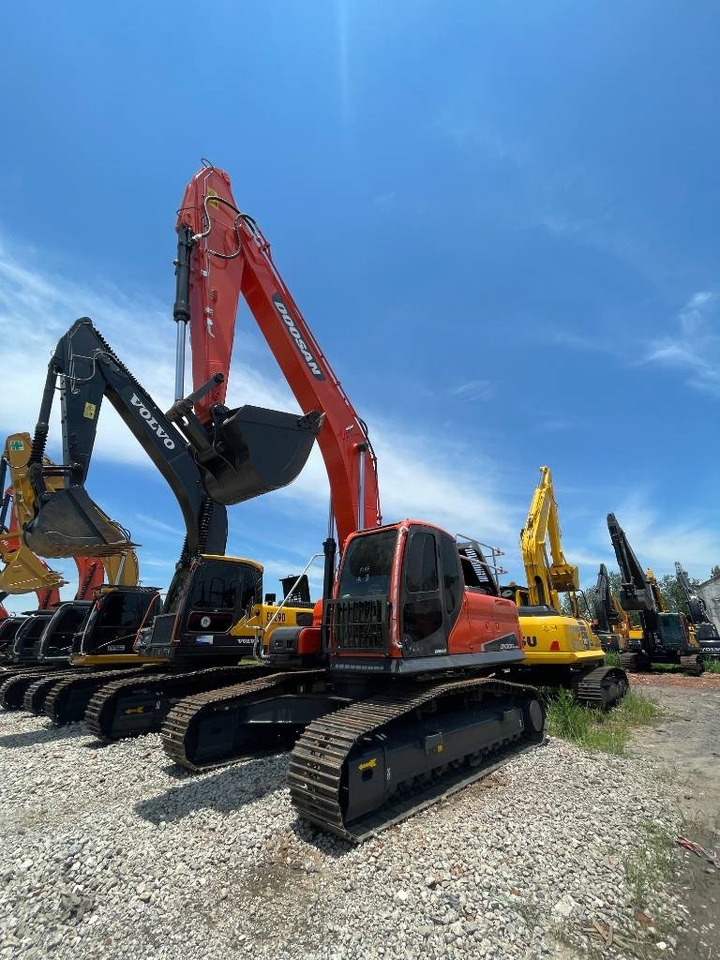 Doosan DX 300 LC - Ekskavator perayap: gambar 5 Doosan DX 300 LC - Ekskavator perayap: gambar 5