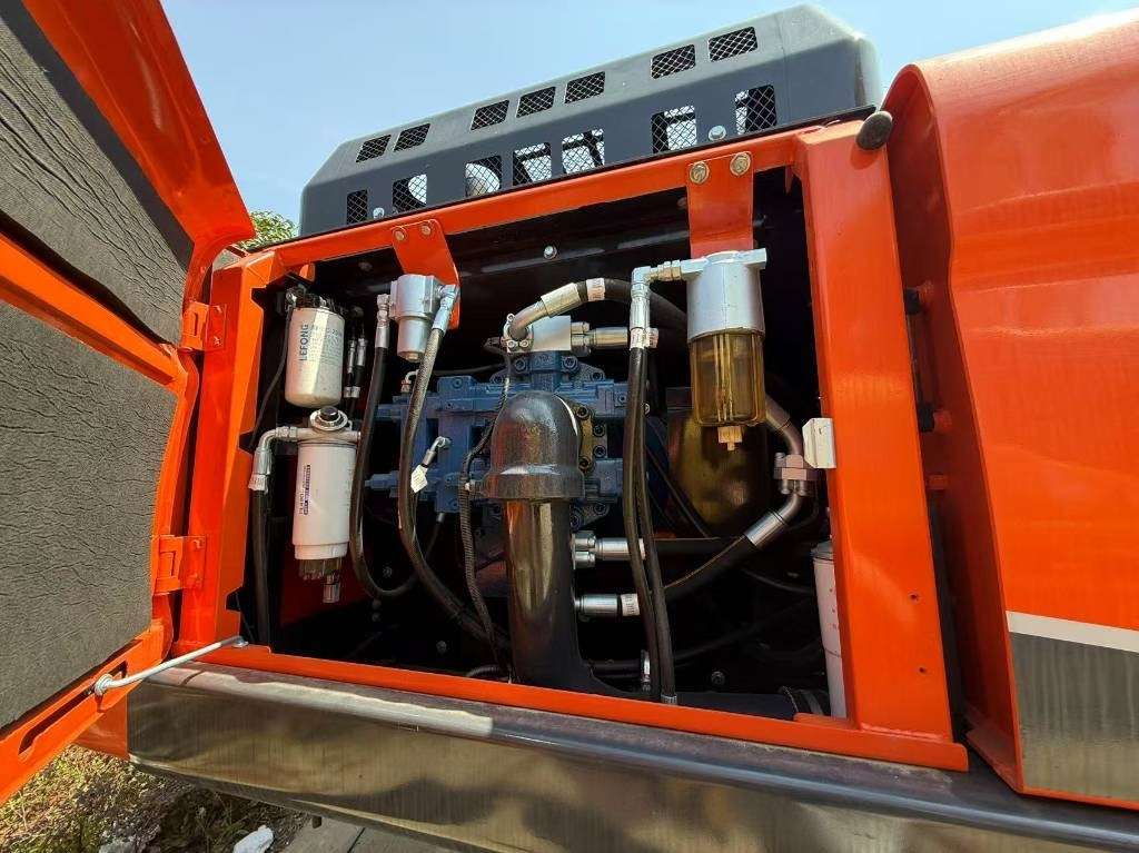 Doosan DX 340 - Ekskavator perayap: gambar 4 Doosan DX 340 - Ekskavator perayap: gambar 4