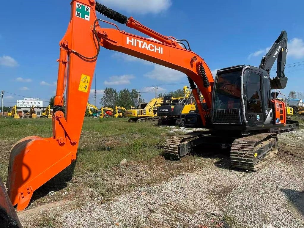 Hitachi ZX 120 - Ekskavator perayap: gambar 2 Hitachi ZX 120 - Ekskavator perayap: gambar 2