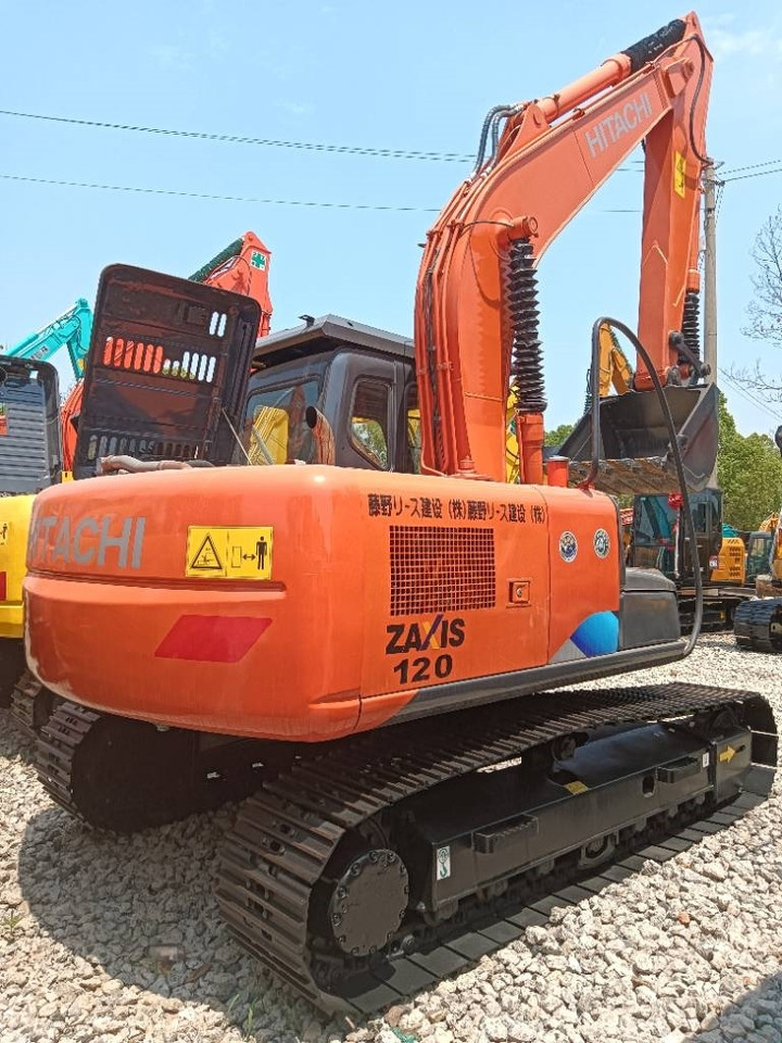 Hitachi ZX 240 - Ekskavator perayap: gambar 4 Hitachi ZX 240 - Ekskavator perayap: gambar 4