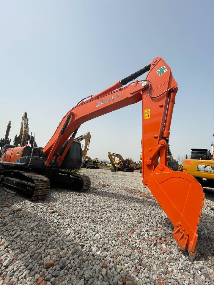 Hitachi ZX 360 - Ekskavator perayap: gambar 2 Hitachi ZX 360 - Ekskavator perayap: gambar 2