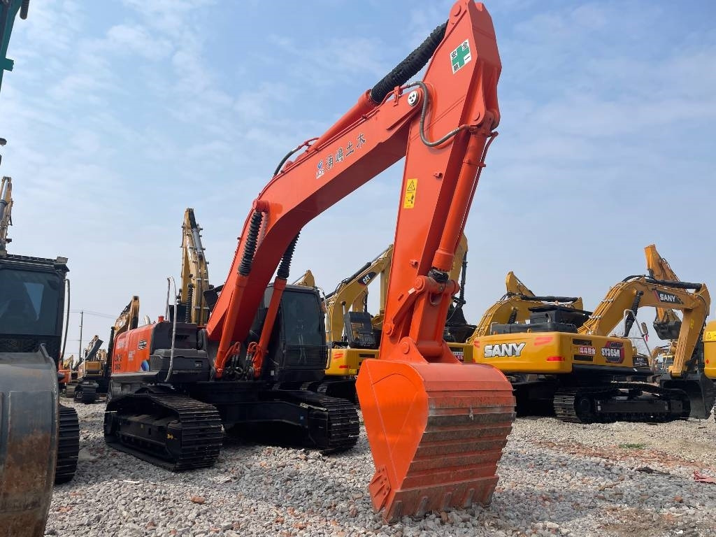 Hitachi ZX 360 - Ekskavator perayap: gambar 3 Hitachi ZX 360 - Ekskavator perayap: gambar 3