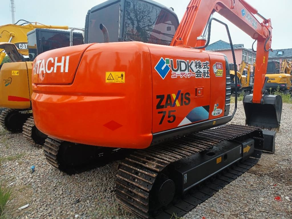 Hitachi ZX 70  - Ekskavator mini: gambar 1 Hitachi ZX 70  - Ekskavator mini: gambar 1
