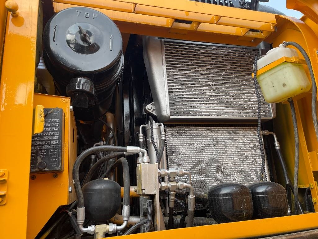 Hyundai R150W - Ekskavator roda: gambar 3 Hyundai R150W - Ekskavator roda: gambar 3