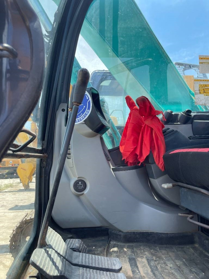 Kobelco SK 75 - Ekskavator perayap: gambar 4 Kobelco SK 75 - Ekskavator perayap: gambar 4