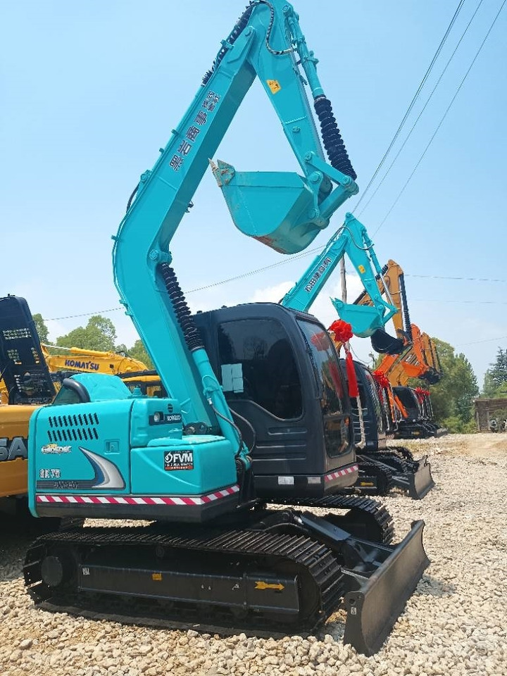Kobelco sk75-8 - Ekskavator perayap: gambar 1 Kobelco sk75-8 - Ekskavator perayap: gambar 1