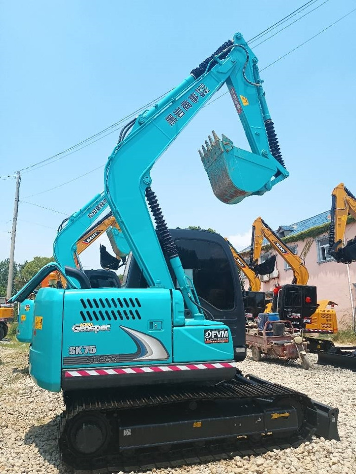 Kobelco sk75-8 - Ekskavator perayap: gambar 2 Kobelco sk75-8 - Ekskavator perayap: gambar 2