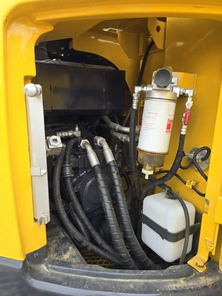 Komatsu PC 128 US-8 - Ekskavator perayap: gambar 3 Komatsu PC 128 US-8 - Ekskavator perayap: gambar 3