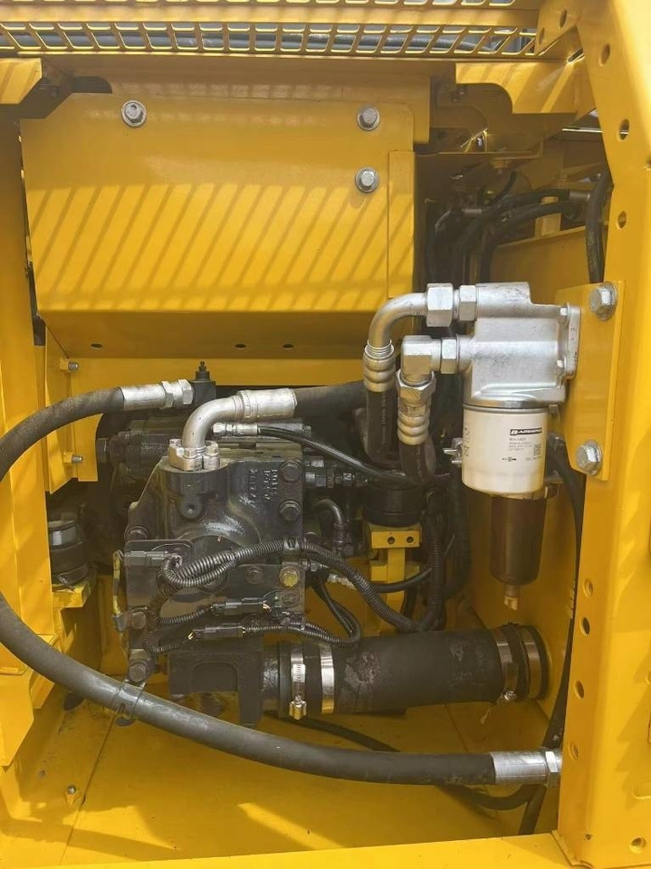 Ekskavator mini Komatsu PC 130 [ Copy ]: gambar 10
