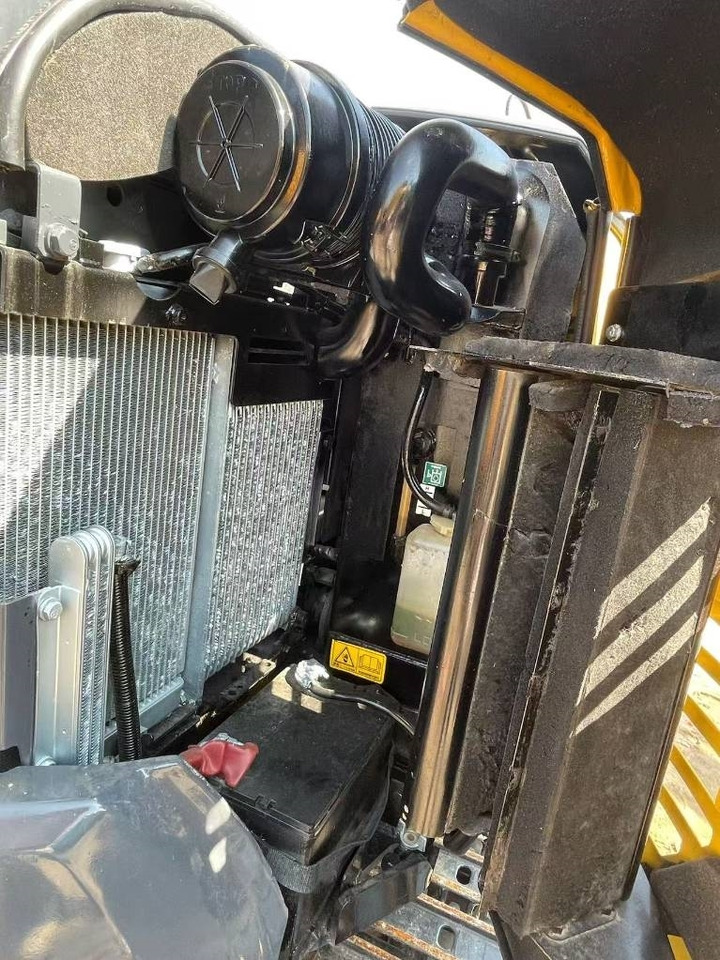 Komatsu PC 35 - Ekskavator mini: gambar 5 Komatsu PC 35 - Ekskavator mini: gambar 5