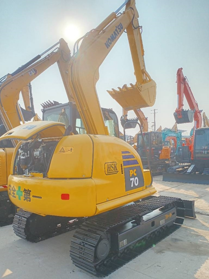 Komatsu PC 70 - Ekskavator mini: gambar 3 Komatsu PC 70 - Ekskavator mini: gambar 3