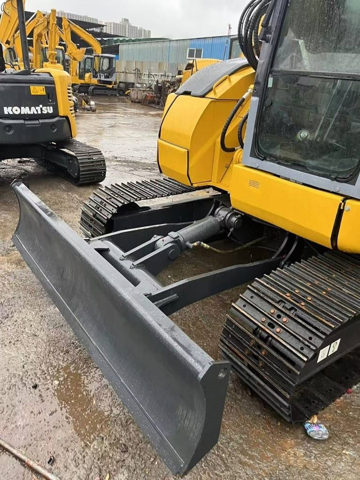 Komatsu PC 78 - Ekskavator perayap: gambar 5 Komatsu PC 78 - Ekskavator perayap: gambar 5