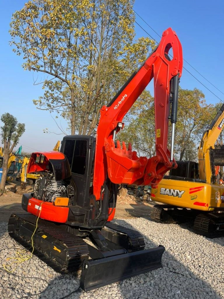 Kubota 165 - Ekskavator perayap: gambar 2 Kubota 165 - Ekskavator perayap: gambar 2