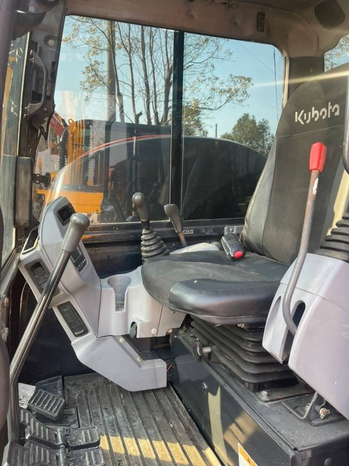 Kubota 165 - Ekskavator perayap: gambar 5 Kubota 165 - Ekskavator perayap: gambar 5