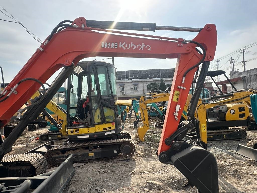 Kubota U 35 - Ekskavator mini: gambar 3 Kubota U 35 - Ekskavator mini: gambar 3