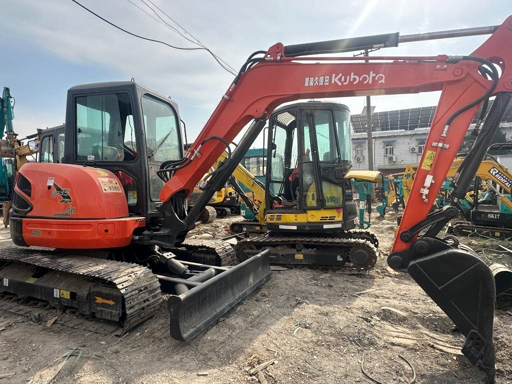 Ekskavator mini Kubota U35: gambar 1